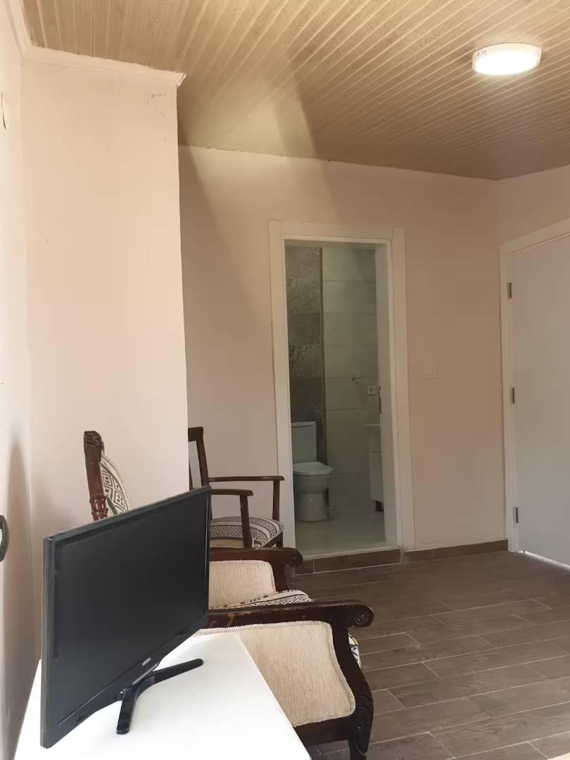 İzmir Karaburun'da Merkezi Konumda, 6 Kişilik, Konforlu Villa-41429