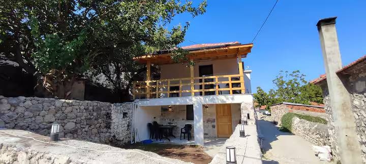İzmir Karaburun'da Muhteşem Doğa İçerisinde, Tatil Evi