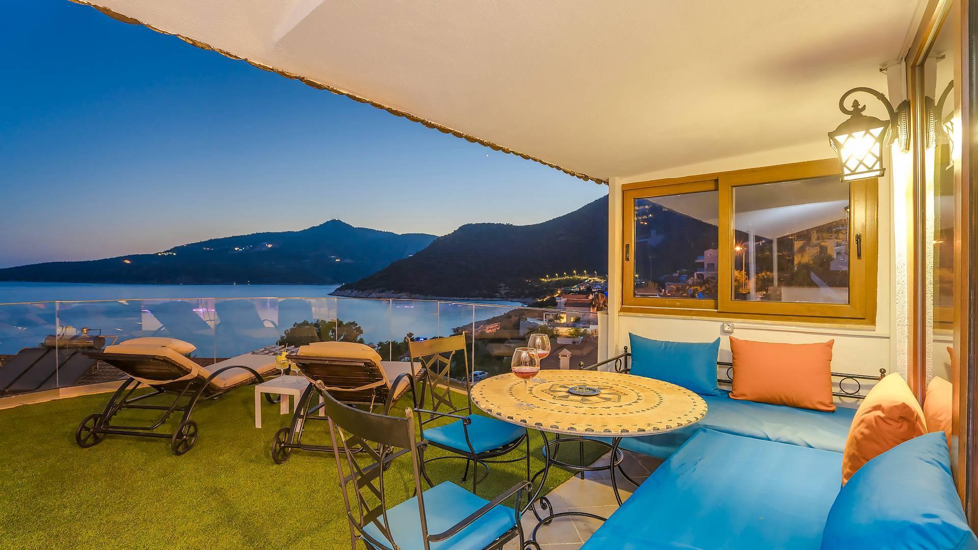 Kaş Kalkan'da Deniz Manzaralı, Özel Havuzlu, Taş Mimarili Villa-40531