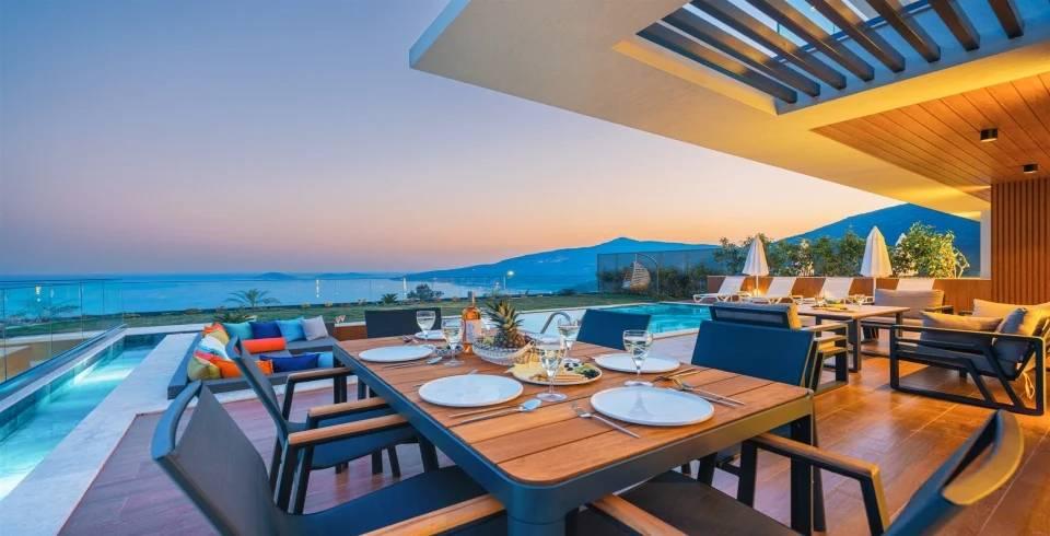 Kaş Kalkan'da Enfes Deniz Manzaralı, Özel Havuzlu, Şık Tasarımlı Villa-40282