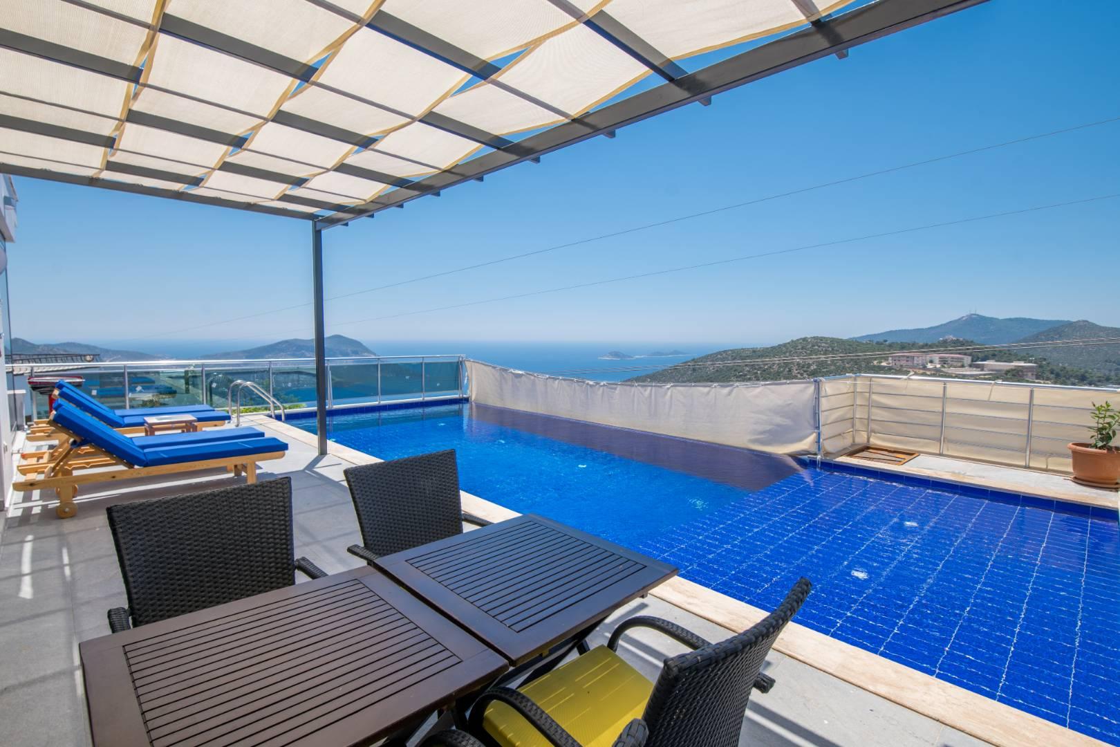 Kaş İslamlar'da Muhteşem Deniz Manzaralı, Özel Havuzlu, Jakuzili Villa-42503