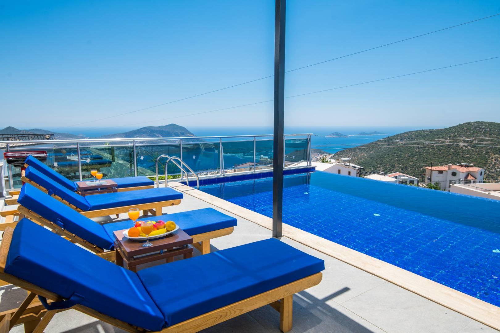 Kaş İslamlar'da Muhteşem Deniz Manzaralı, Özel Havuzlu, Jakuzili Villa-42503