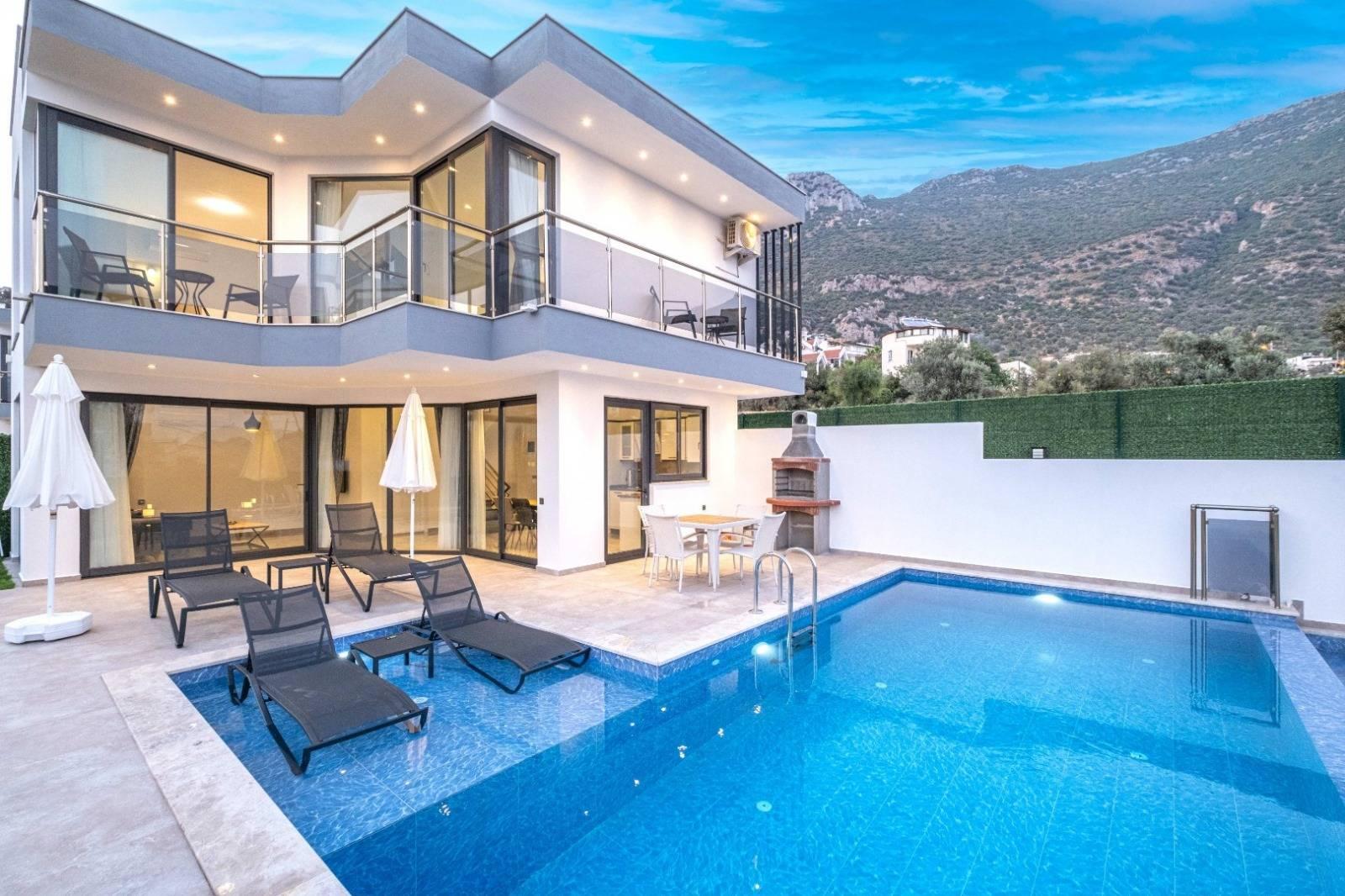 Kaş Kalkan'da Ferah Manzaralı, Özel Havuzlu, Jakuzili, Şık Villa -34811