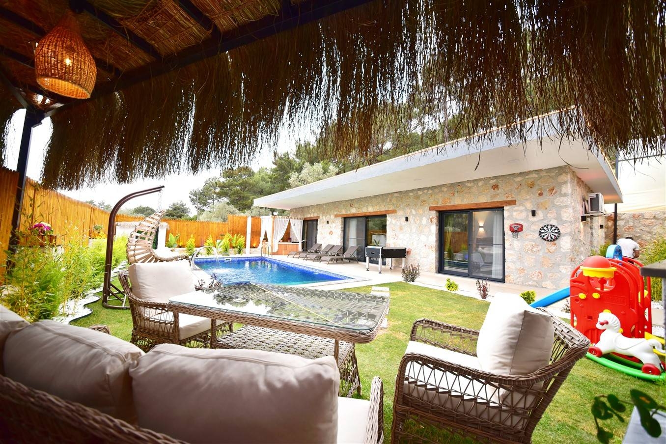 Kalkan Akbel'de Doğanın Kalbinde, Özel Havuzlu, Taş Villa