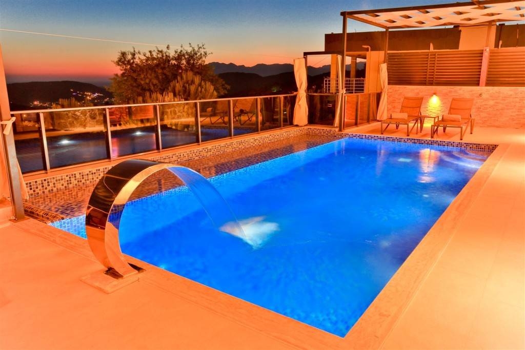 Kaş İslamlar'da Doğa İçerisinde, Özel Havuzlu, Jakuzili Villa