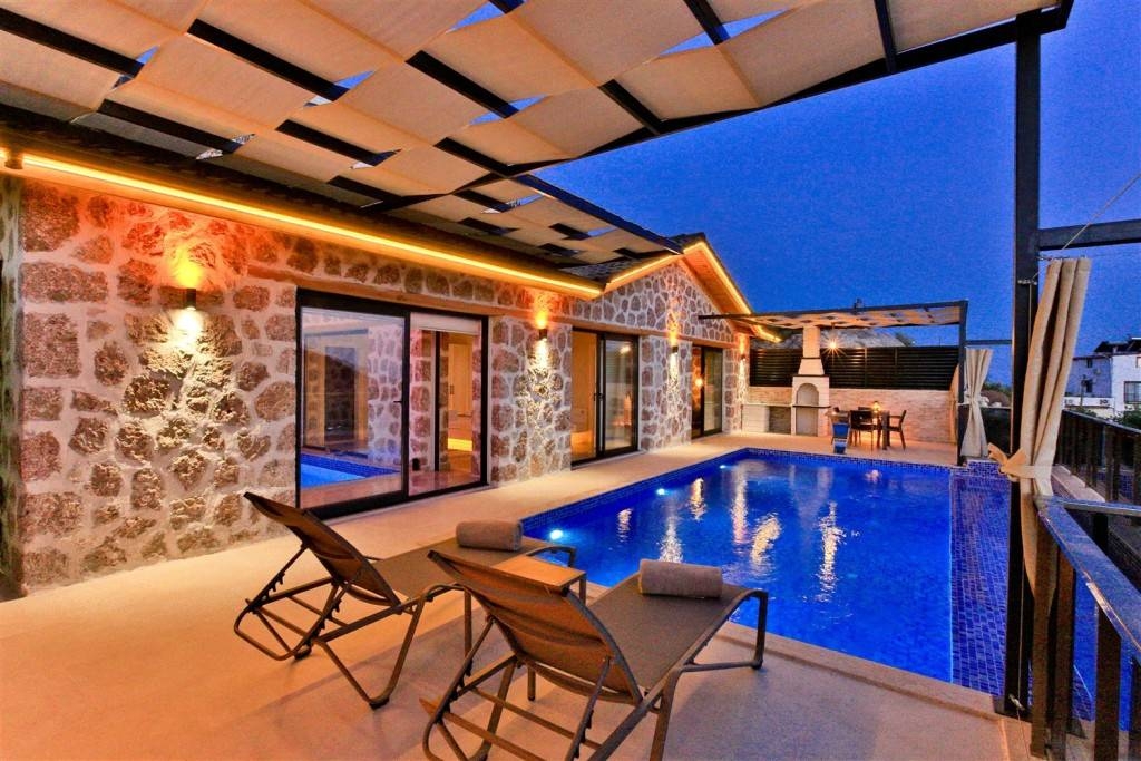 Kaş İslamlar'da Doğa İçerisinde, Özel Havuzlu, Jakuzili Villa