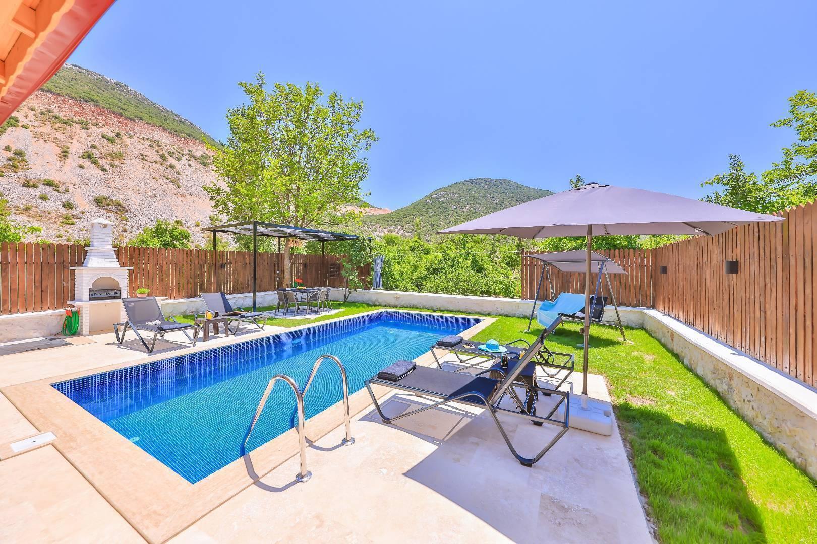 Kaş Bezirgan'da Çekirdek Ailelere Uygun, Özel Havuzlu, Modern Villa-38765