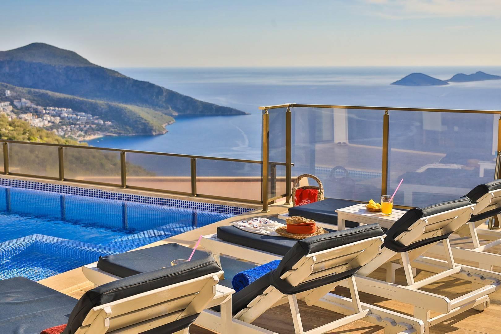 Kaş Kalkan'da Deniz Manzaralı, Özel Havuzlu, Konforlu Şık Villa-40969