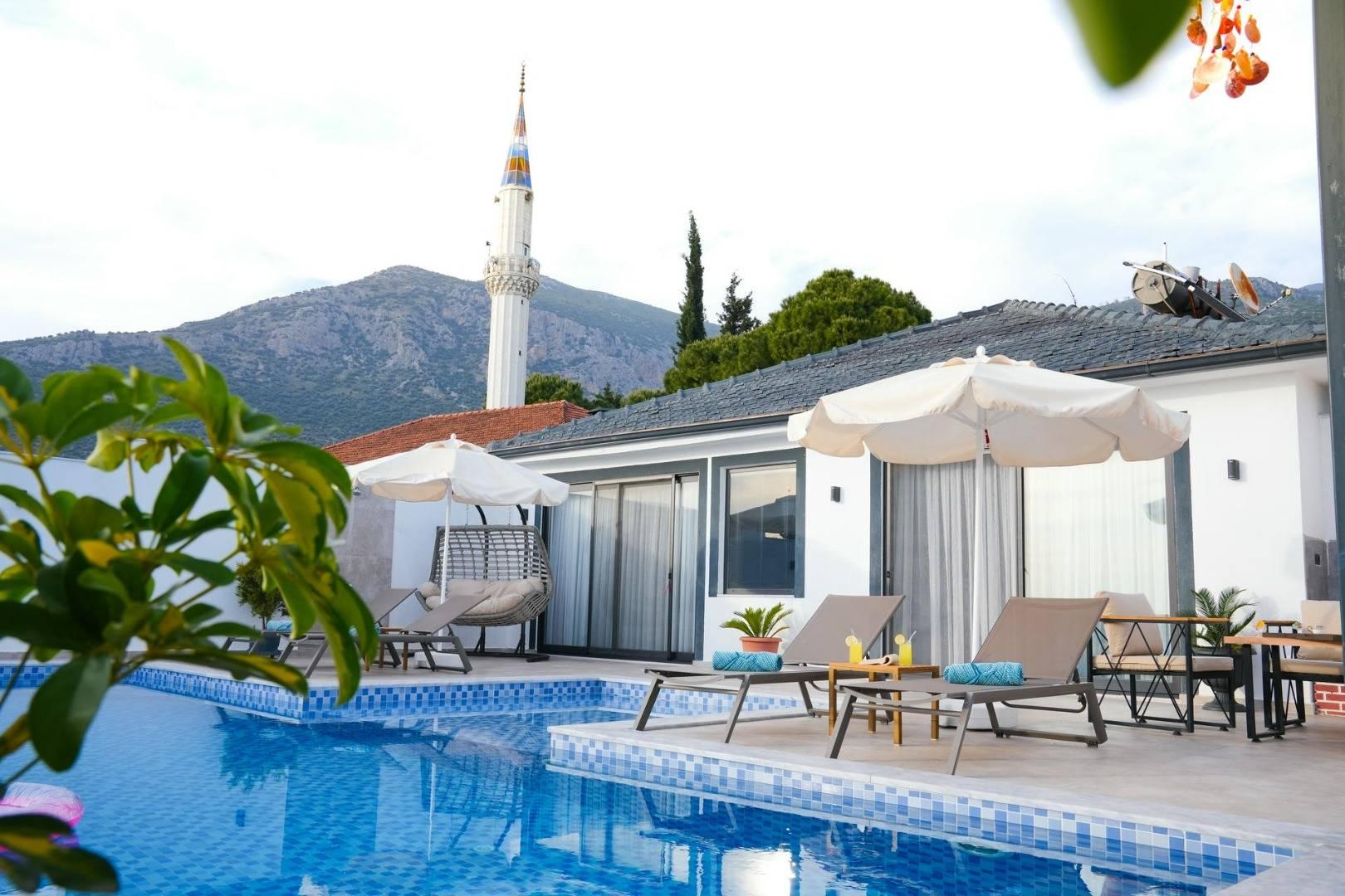 Kaş Çayköy'de Doğa Manzaralı, Özel Havuzlu, Jakuzili Kiralık Villa-26626