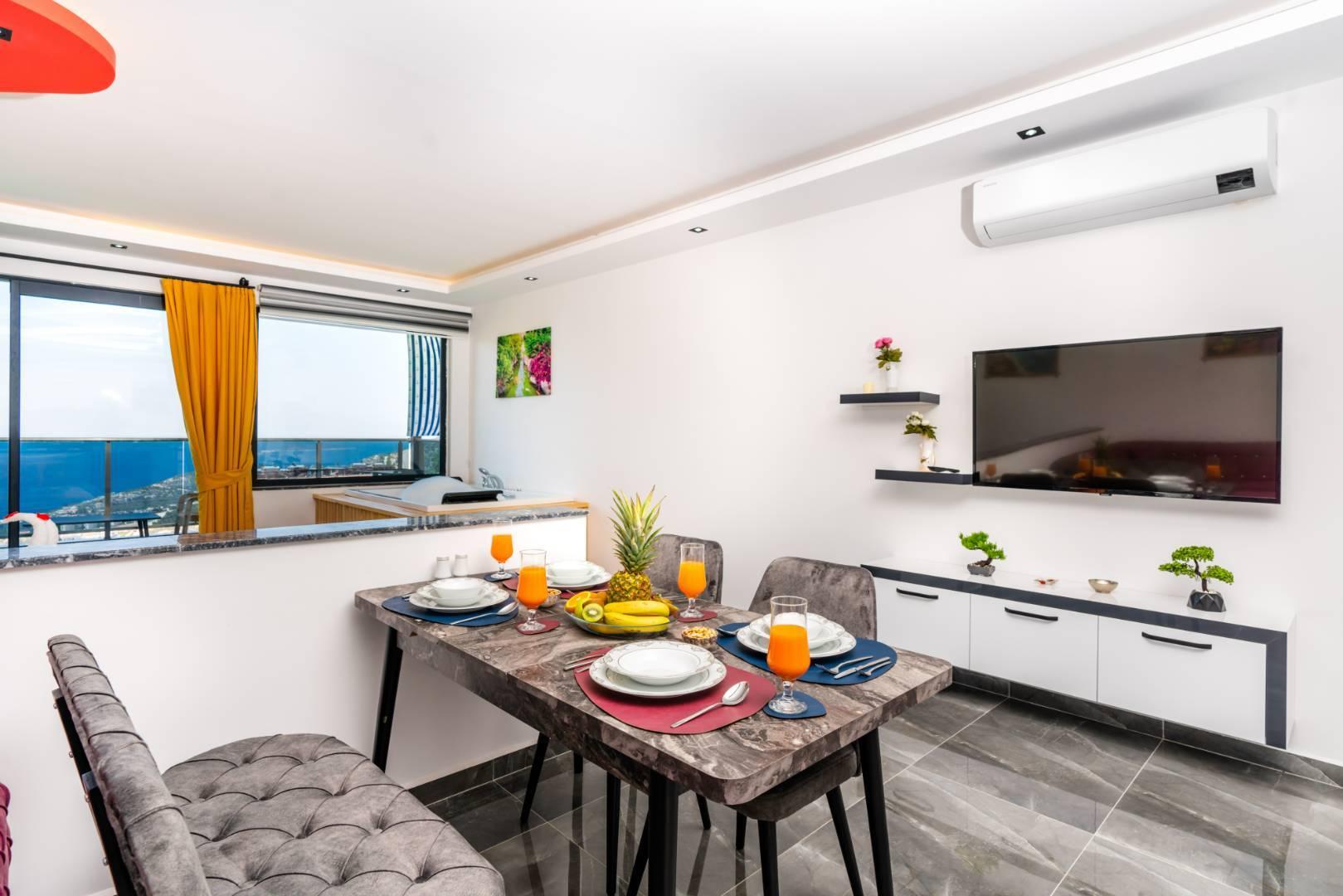 Kalkan Kördere'de Merkezi Konumda, Deniz Manzaralı, Konforlu Suit-41520