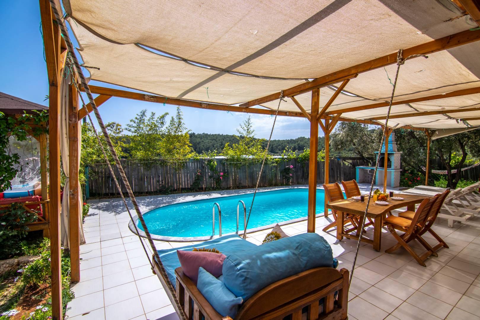 Kaş İslamlar'da Yeşillikler İçerisinde, Özel Havuzlu, Ahşap Villa-43226