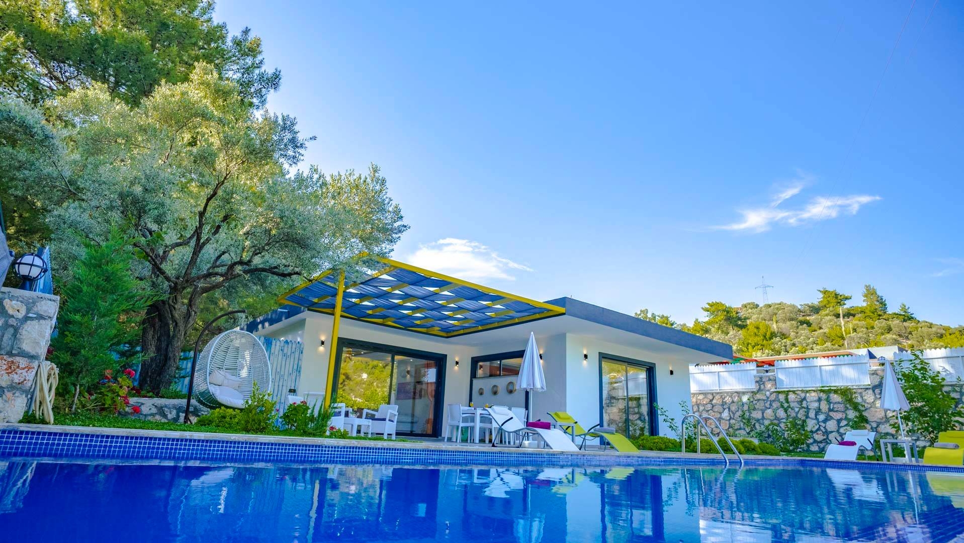 Kaş İslamlar'da Gözden Uzak Konumda, Özel Havuzlu, 5 Kişilik Villa