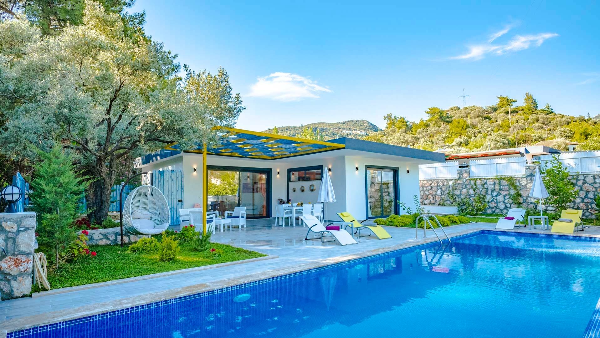 Kaş İslamlar'da Gözden Uzak Konumda, Özel Havuzlu, 5 Kişilik Villa