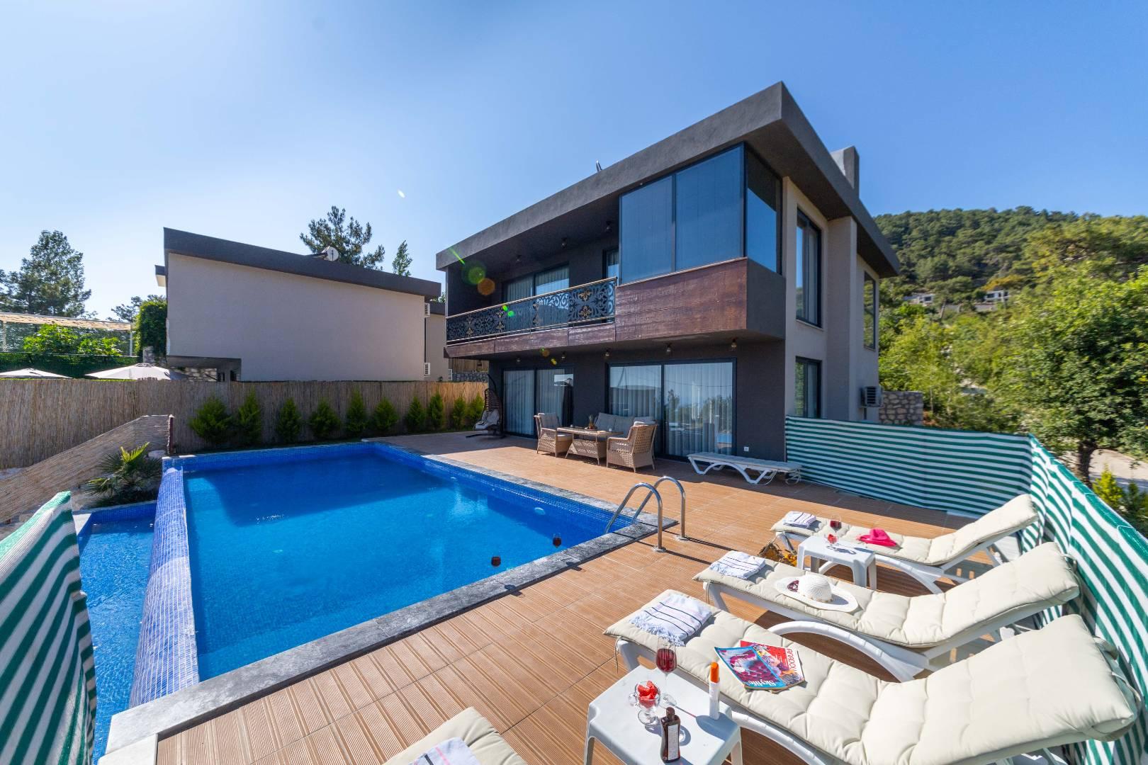 Kaş İslamlar'da Doğa Manzaralı, Özel Havuzlu, Jakuzili, Şık Villa-40026