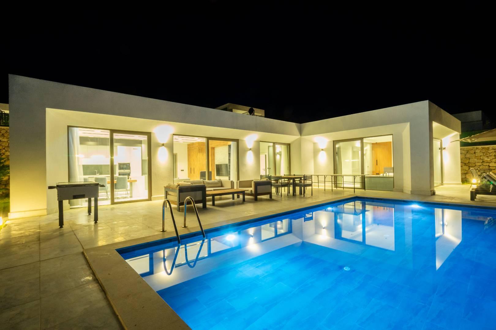 Kaş İslamlar'da Doğa İçerisinde, Özel Havuzlu, Çift Jakuzili Villa-37580