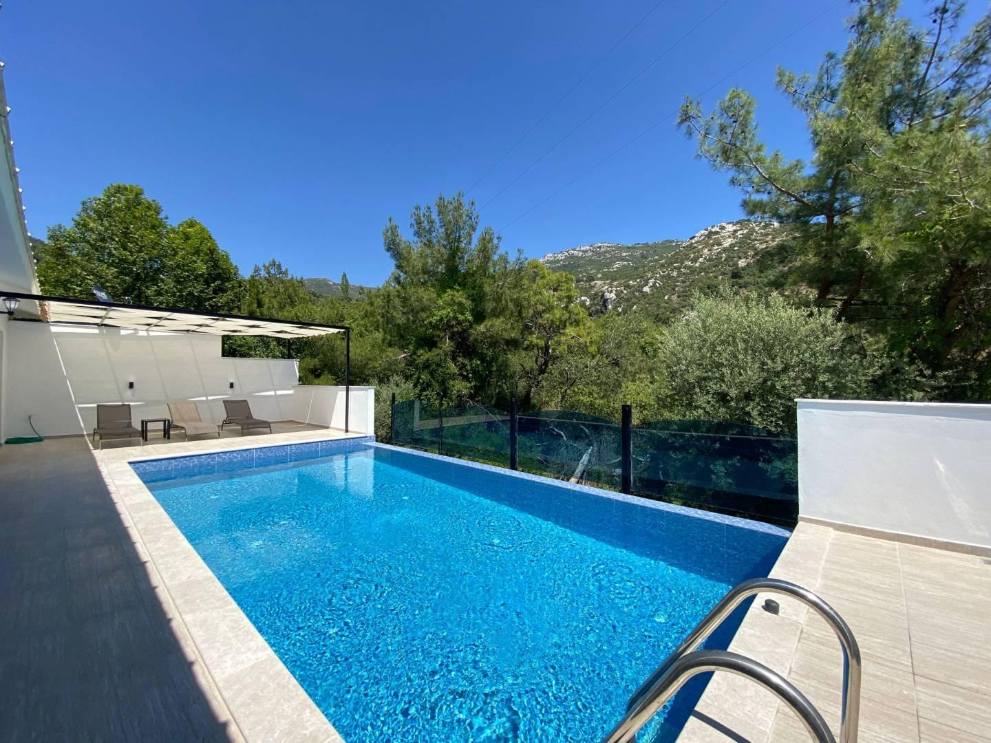 Kaş İslamlar'da Muhteşem Doğa Manzaralı, Özel Havuzlu, Lüks Villa-35353