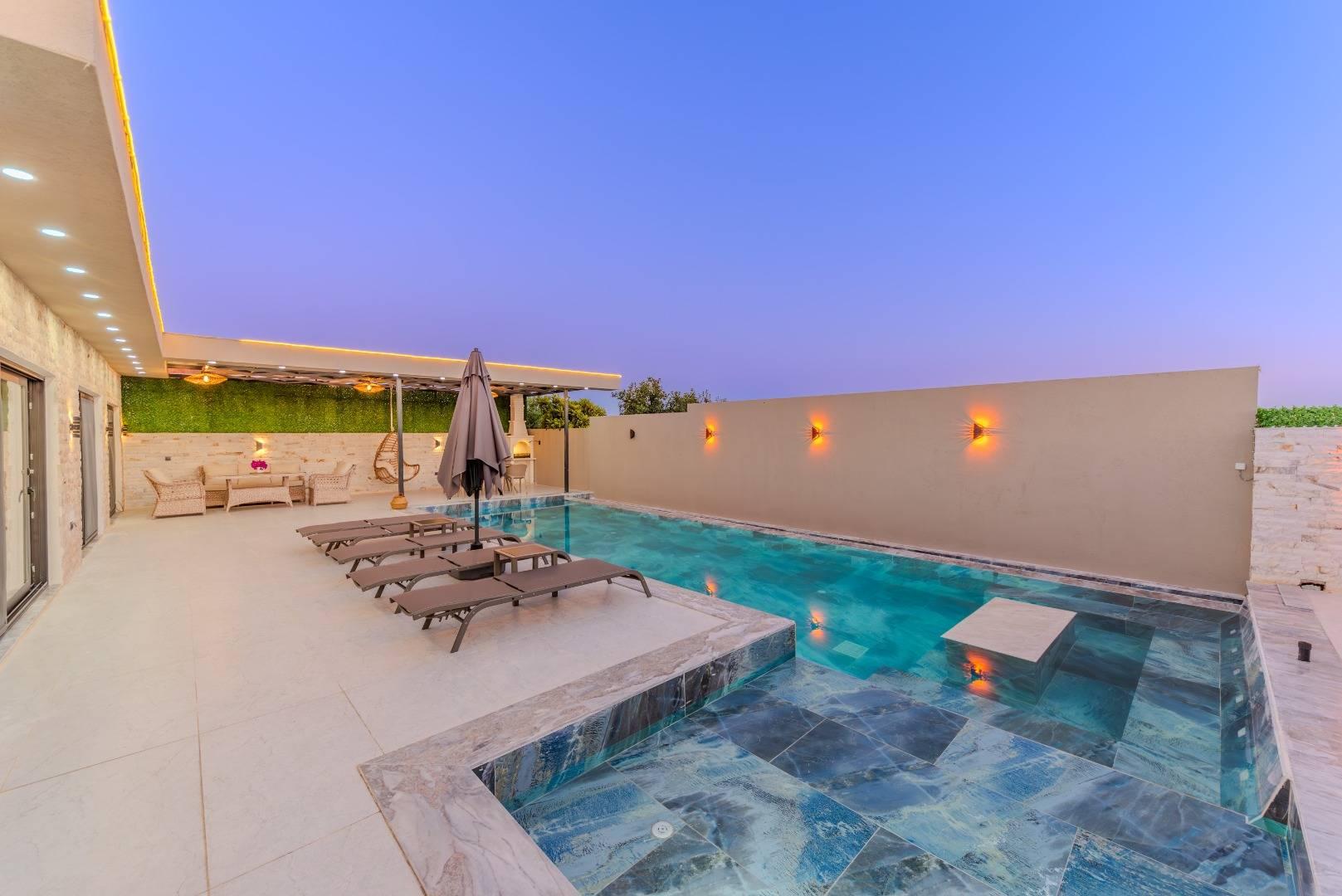 Kalkan Kınık'ta Sakin Konumda, Özel Havuzlu, Kiralık Villa-39779