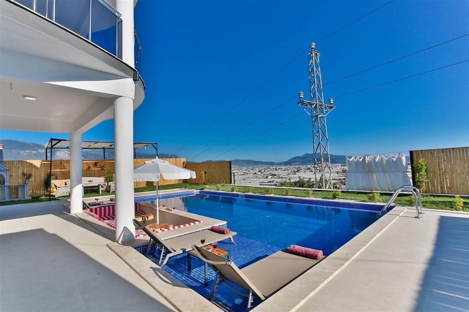 Kalkan Kınık'ta Ferah Bahçeli, Özel Havuzlu, Jakuzili, Şık Villa-35511