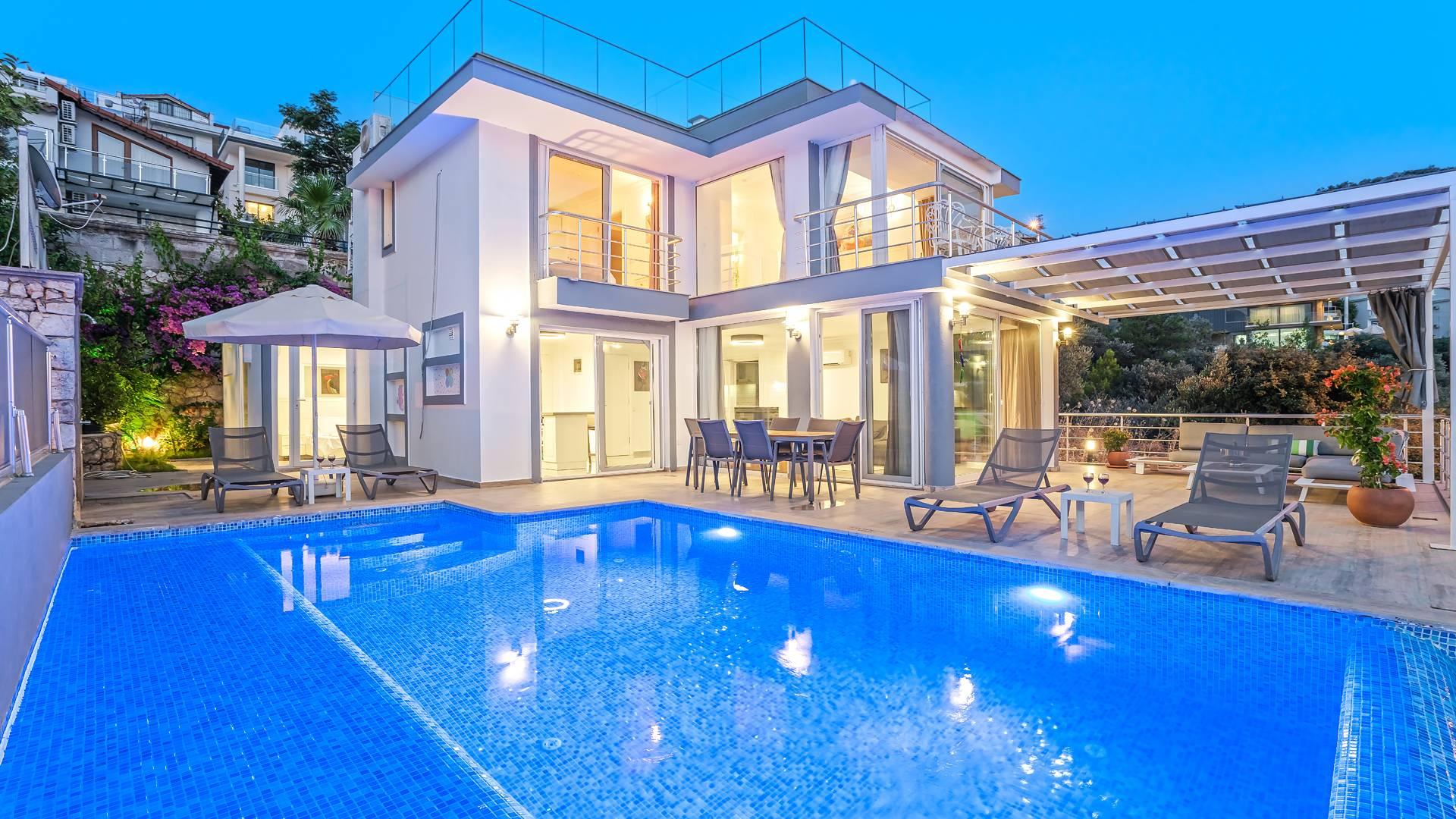 Kaş Kalkan'da Enfes Deniz Manzaralı, Özel Havuzlu, Kiralık Lüks Villa-31184