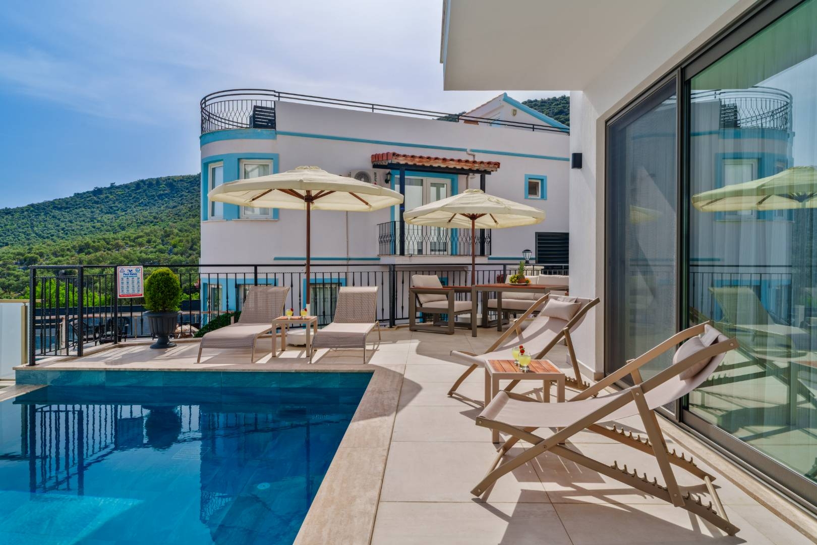 Kalkan Kızıltaş'ta Doğa Manzaralı, Özel Havuzlu, Lüks Villa