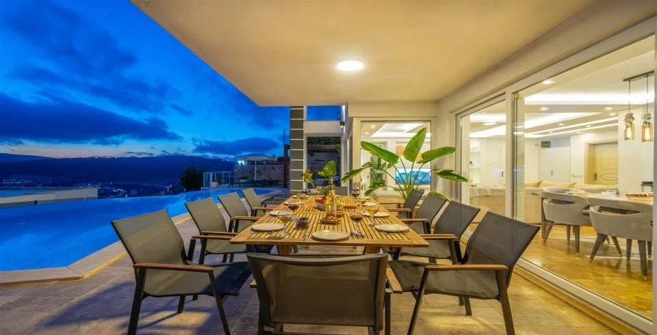 Kaş Kalkan'da Eşsiz Deniz Manzaralı, Özel Havuzlu, Merkezi Villa-11715