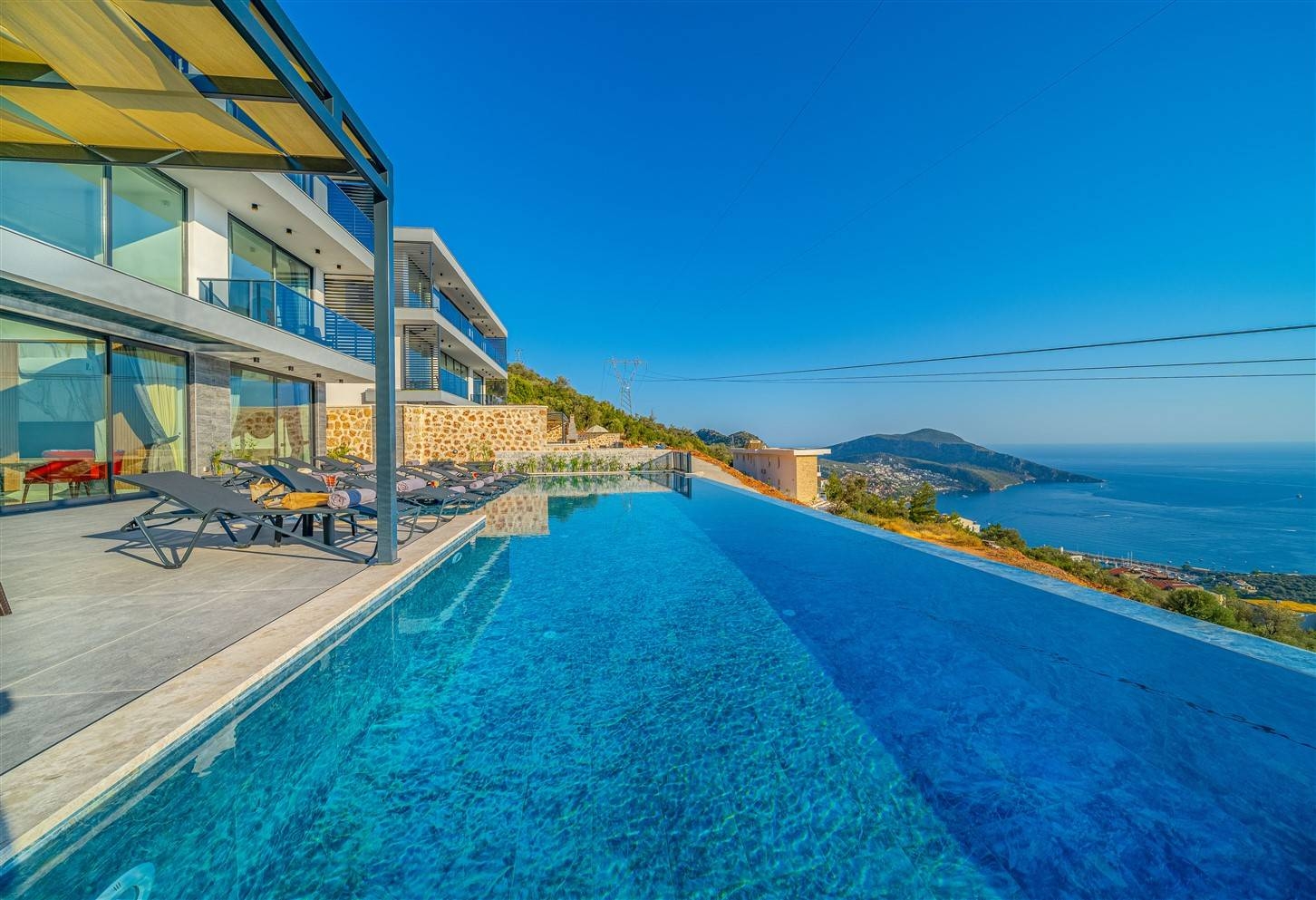 Kaş Kalkan'da Görkemli Deniz Manzaralı, Özel Havuzlu, 6+1 Villa