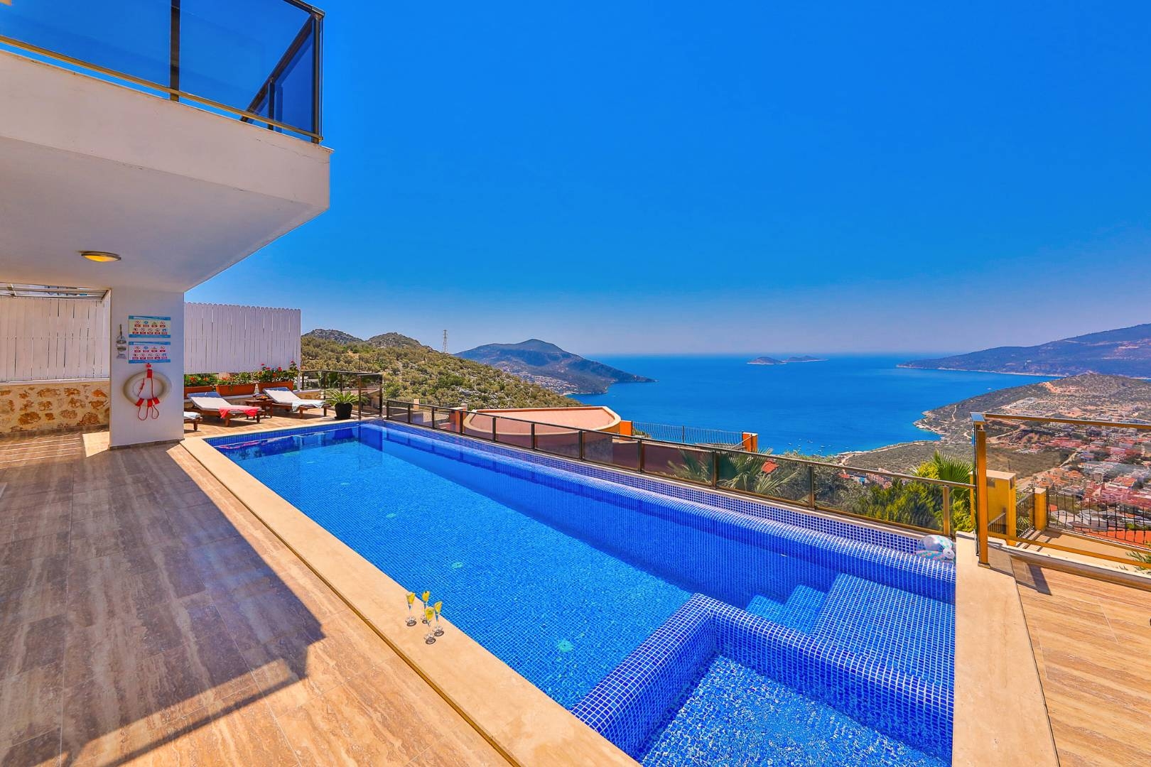 Kaş Kalkan'da Muhteşem Deniz Manzaralı, Özel Havuzlu, Lüks Villa