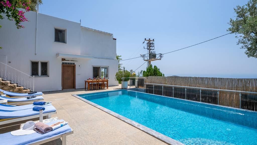 Kaş Bezirgan'da Doğa ve Deniz Manzaralı, Özel Havuzlu, Kiralık Villa-12922
