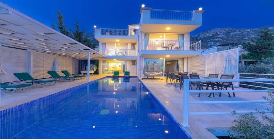 Kalkan Kördere'de Doğa ve Deniz Manzaralı, Özel Havuzlu, Şık Villa-39814