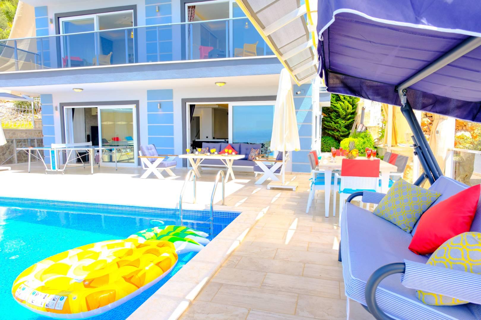 Kaş Bezirgan'da İhtişamlı Deniz Manzaralı, Özel Havuzlu, Lüks Villa-42105