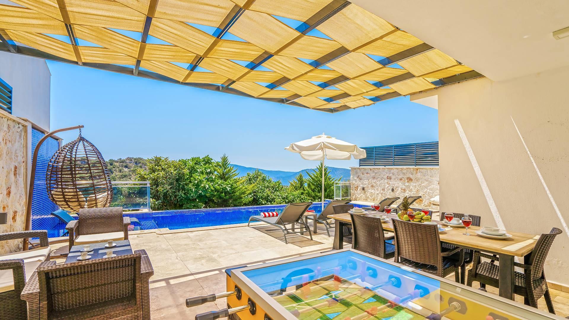 Kaş Bezirgan'da Doğa Manzaralı, Özel Havuzlu, Lüks Villa-23518