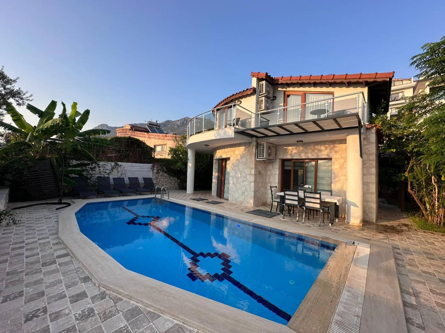 Kaş Kalkan'da Muhteşem Deniz Manzaralı, Özel Havuzlu, Şık Villa-43423