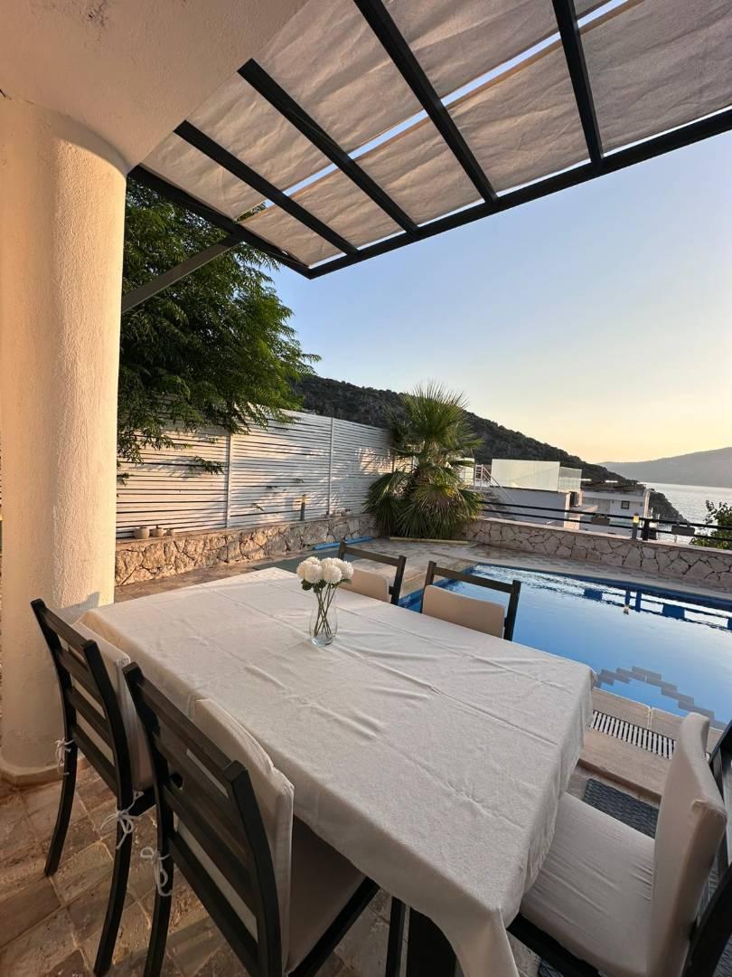 Kaş Kalkan'da Muhteşem Deniz Manzaralı, Özel Havuzlu, Şık Villa-43423