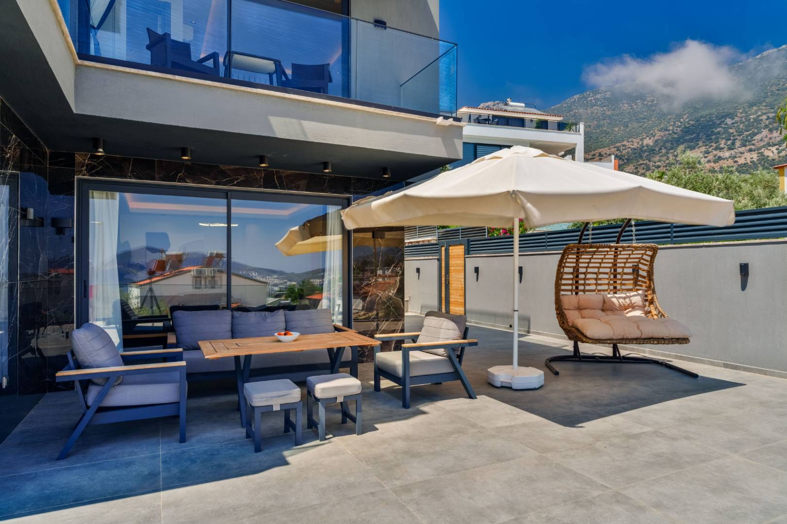 Kaş Kalkan'da Elverişli Konumda, Özel Havuzlu, Lüks Villa