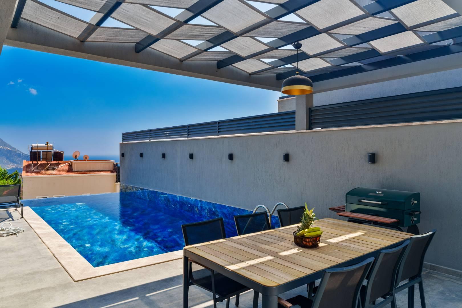 Kaş Kalkan'da Elverişli Konumda, Özel Havuzlu, Lüks Villa-38250