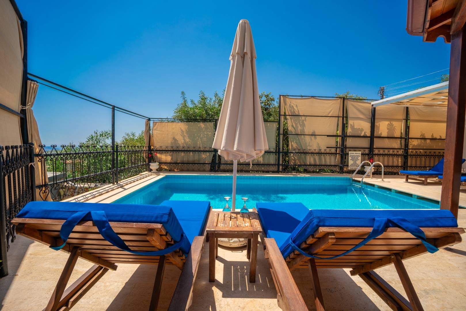 Kaş Kalkan'da Doğayla Baş Başa, Özel Havuzlu, Modern Villa