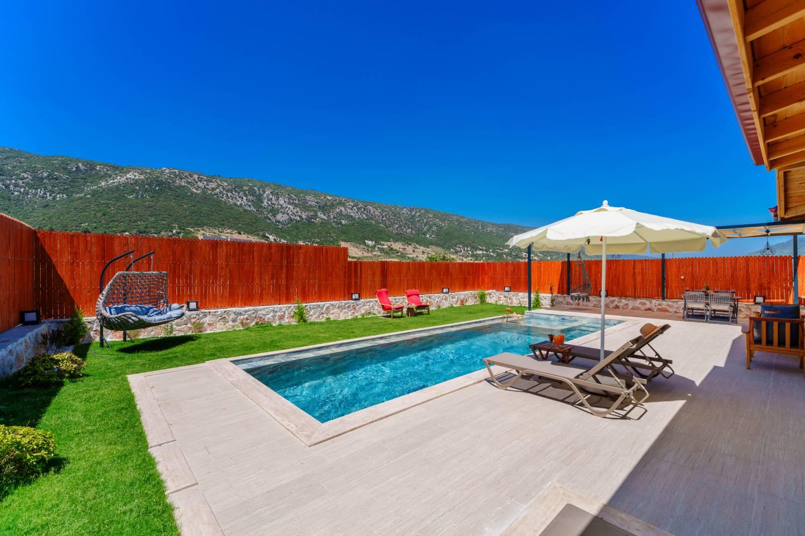 Kaş Sarıbelen'de Muhteşem Doğada, Özel Havuzlu, Balayı Villası-43604