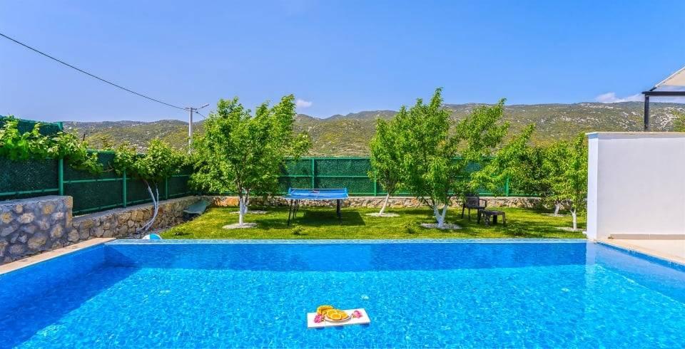 Kaş Sarıbelen'de Doğanın Kalbinde, Isıtmalı Havuzlu, Saunalı Villa-17133