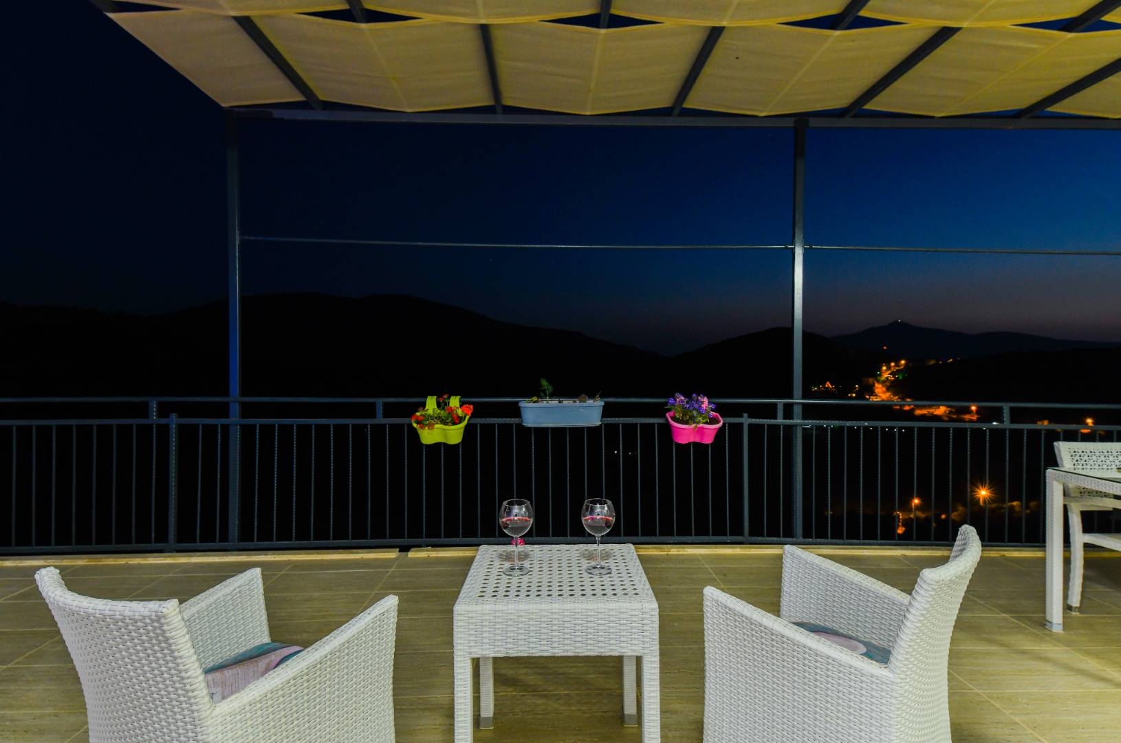 Kaş Bezirgan'da Yeşillikler İçinde, Özel Havuzlu, Modern Villa