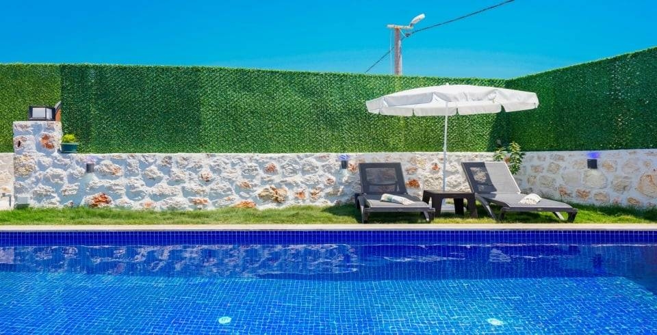 Kalkan Ulugöl'de Huzurlu Doğada, Özel Havuzlu, Konforlu Villa