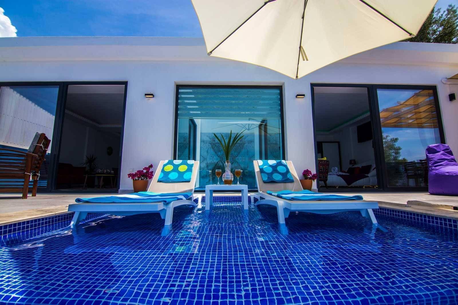 Kaş Üzümlü'de Doğa İle İç İçe, Özel Havuzlu, Balayı Villası-41079