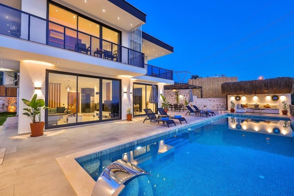 Kaş İslamlar'da Muhteşem Doğa Manzaralı, Özel Havuzlu, Lüks Villa-35367