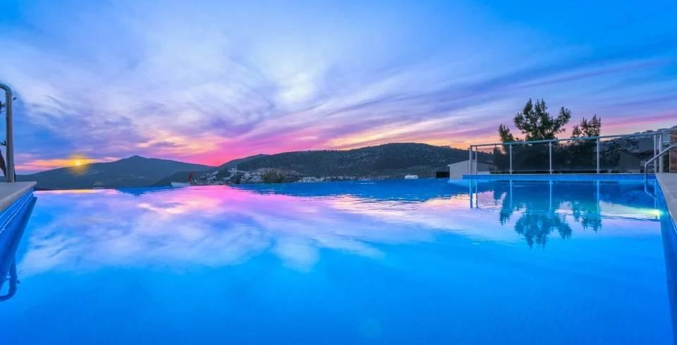 Kalkan'da Eşsiz Deniz Manzaralı, Özel Havuzlu, 5+1, Lüks Villa-14645