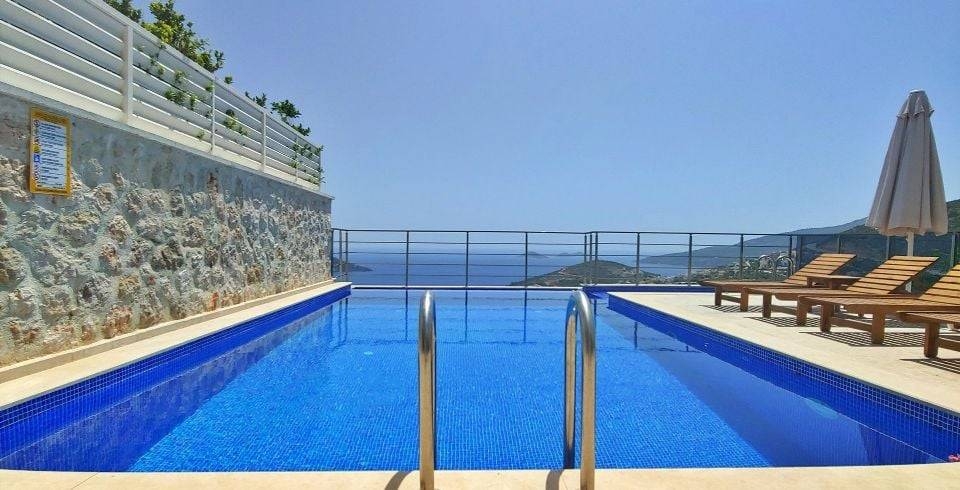 Kaş Kalkan'da Muhteşem Deniz Manzaralı, Özel Havuzlu, 5+1 Villa