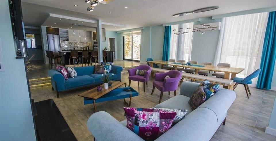 Kalkan'da Eşsiz Deniz Manzaralı, Özel Havuzlu, Konforlu Villa-11579