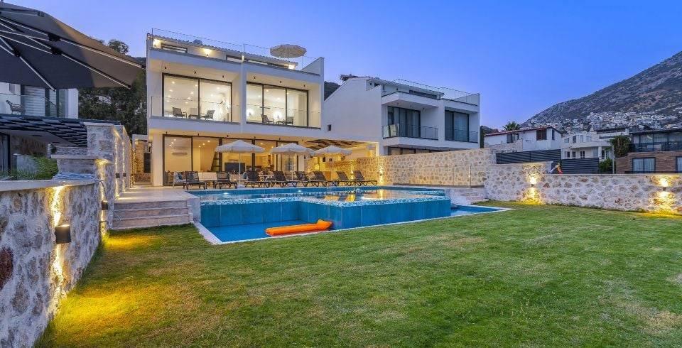 Kaş Kalkan'da Muhteşem Manzaralı, Özel Havuzlu, 12 Kişilik, Lüks Villa-40404
