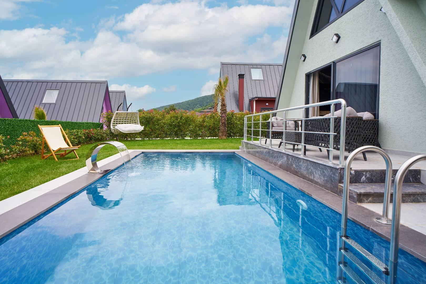 Kartepe Maşukiye'de Doğa İçerisinde, Isıtmalı Havuzlu, Şık Bungalov-40222