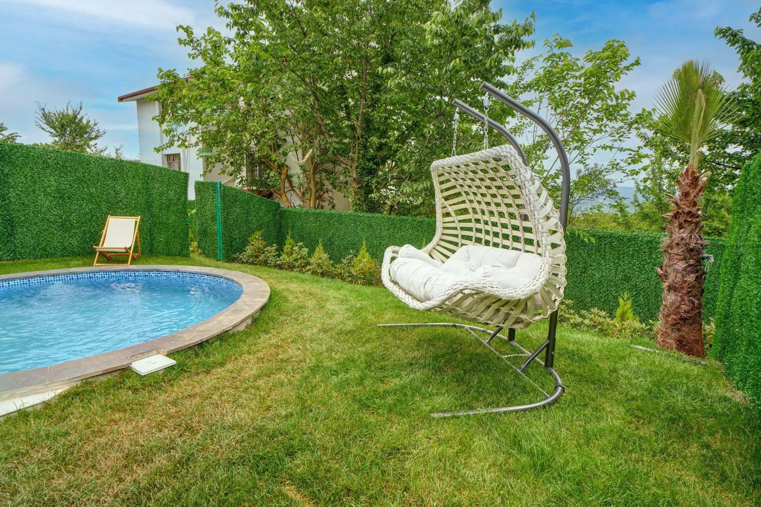 Kartepe Maşukiye'de Göl Manzaralı, Isıtmalı Havuzlu, Kiralık Bungalov-40221