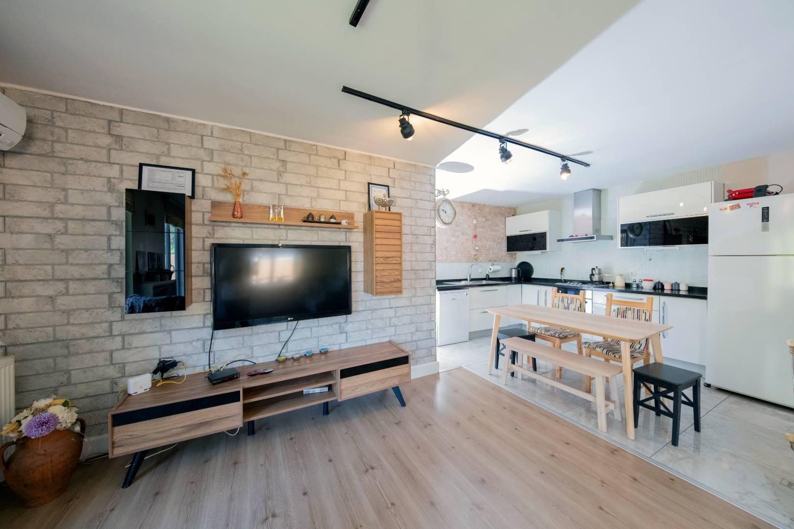 Kartepe Maşukiye'de Bahçeli, Özel Havuzlu, Konforlu Müstakil Villa-33748