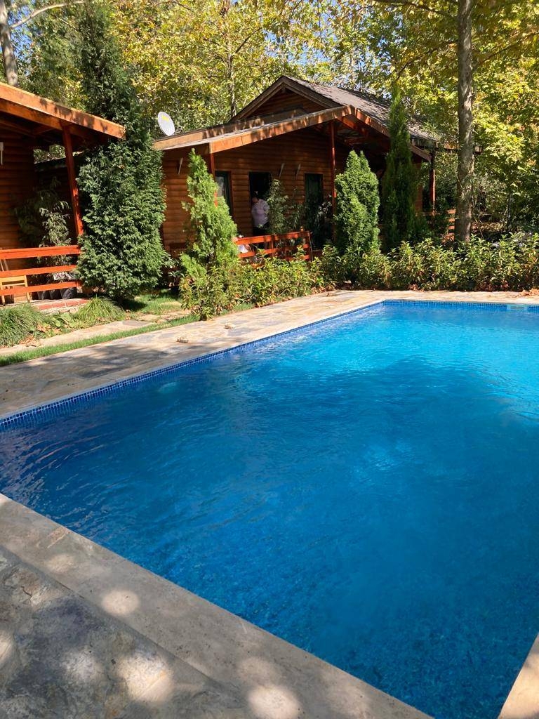 Maşukiye'de Yeşillikler İçerisinde, Ortak Havuzlu, Balayı Bungalovu